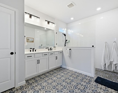 166 Twistleaf Dr - Photo Thumbnail 7