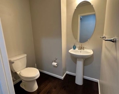 7154 Beaumont Place - Photo Thumbnail 3