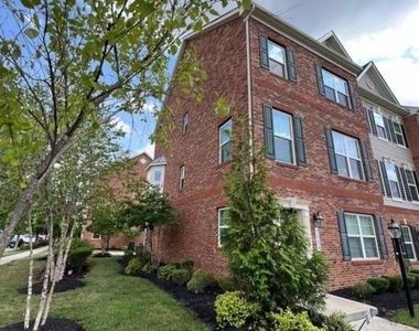 7154 Beaumont Place - Photo Thumbnail 36