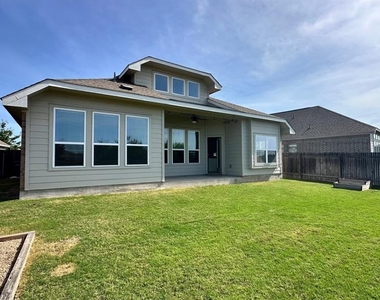 116 Krupp Ave - Photo Thumbnail 18