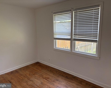 31 Aberdeen Avenue - Photo Thumbnail 15