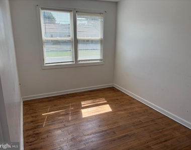 31 Aberdeen Avenue - Photo Thumbnail 11