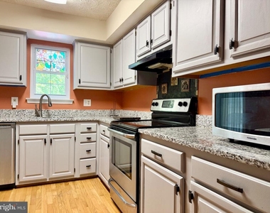 4333 Gilmer Court - Photo Thumbnail 7