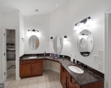 1122 Heaps Road - Photo Thumbnail 30