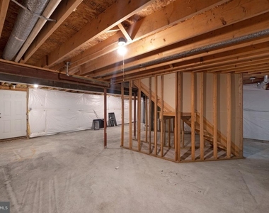 1122 Heaps Road - Photo Thumbnail 39
