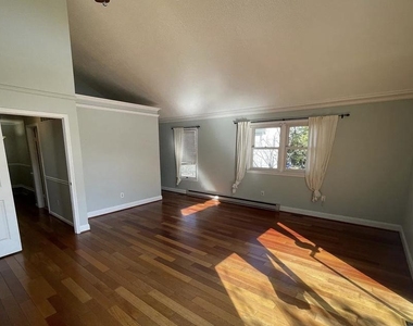 20 E George Street - Photo Thumbnail 10