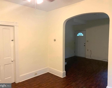 729 E D Street - Photo Thumbnail 8