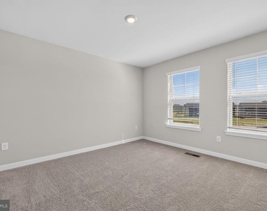 1558 Bentstalk Drive - Photo Thumbnail 2