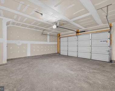 1558 Bentstalk Drive - Photo Thumbnail 23