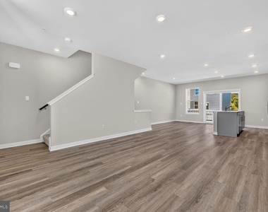 1558 Bentstalk Drive - Photo Thumbnail 9