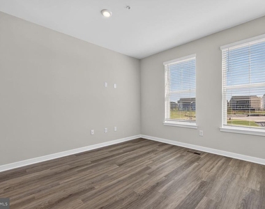 1558 Bentstalk Drive - Photo Thumbnail 11