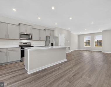 1558 Bentstalk Drive - Photo Thumbnail 4