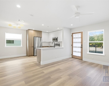 5304 Saint Georges Grn - Photo Thumbnail 1