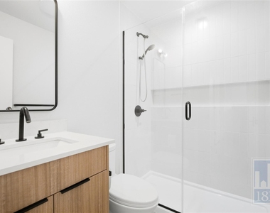 5304 Saint Georges Grn - Photo Thumbnail 18