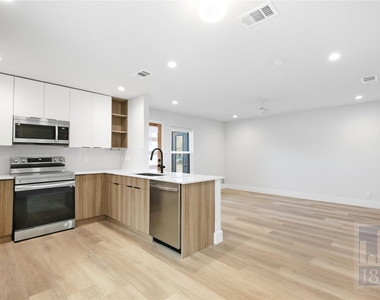 5304 Saint Georges Grn - Photo Thumbnail 5