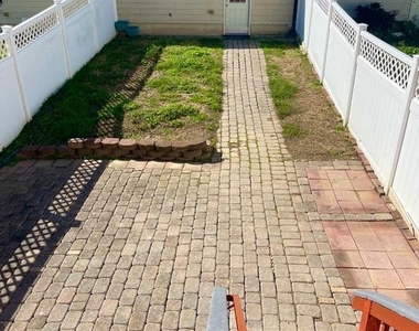 3870 Carriage Hill Drive - Photo Thumbnail 26