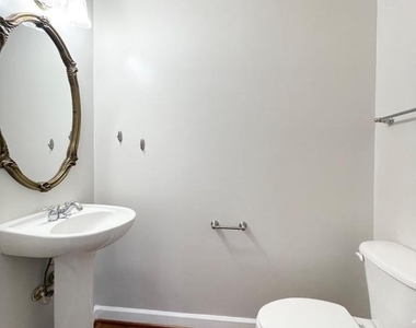 3870 Carriage Hill Drive - Photo Thumbnail 16