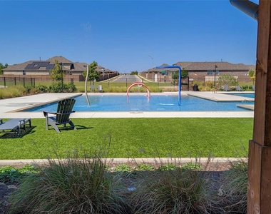 727 Gladiola Loop - Photo Thumbnail 18