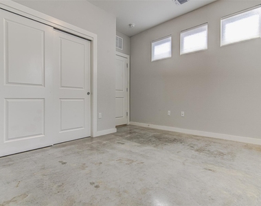 1904 Bunche Rd - Photo Thumbnail 20