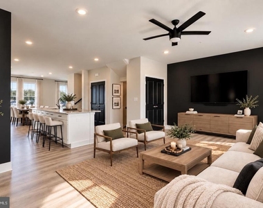 6894 Barrowfield Place - Photo Thumbnail 4