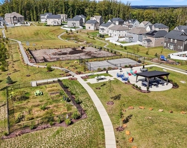 6894 Barrowfield Place - Photo Thumbnail 39