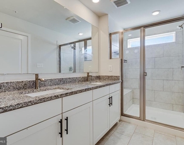 6894 Barrowfield Place - Photo Thumbnail 29