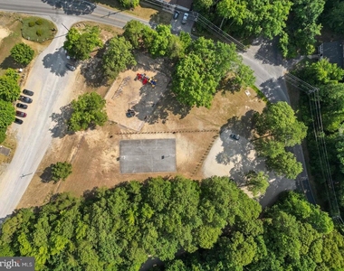 11516 Deadwood Drive - Photo Thumbnail 40