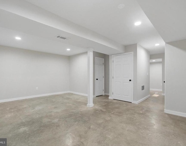 11516 Deadwood Drive - Photo Thumbnail 31