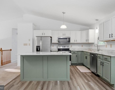 11516 Deadwood Drive - Photo Thumbnail 13