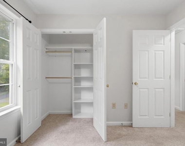 11516 Deadwood Drive - Photo Thumbnail 24