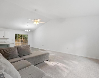 11516 Deadwood Drive - Photo Thumbnail 8
