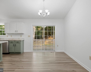 11516 Deadwood Drive - Photo Thumbnail 9