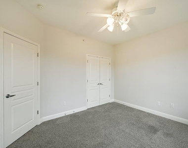 6701 Covered Bridge Dr - Photo Thumbnail 20