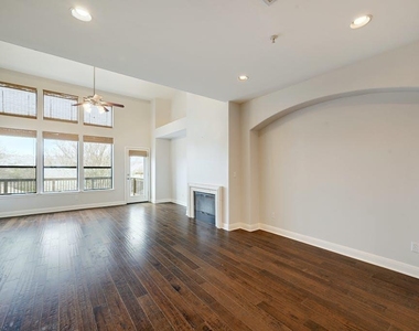 6701 Covered Bridge Dr - Photo Thumbnail 1