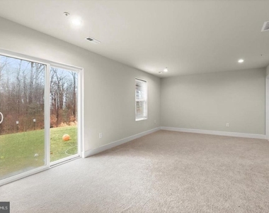 304 Sweetbay Road - Photo Thumbnail 16