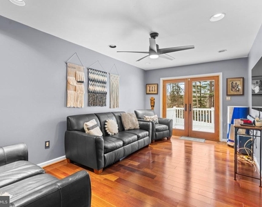 24 Jameson Lane - Photo Thumbnail 19