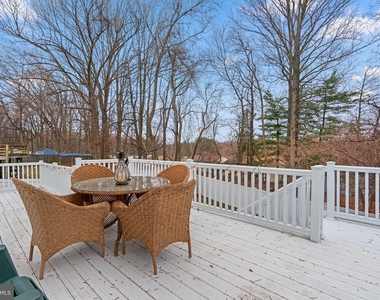 24 Jameson Lane - Photo Thumbnail 39