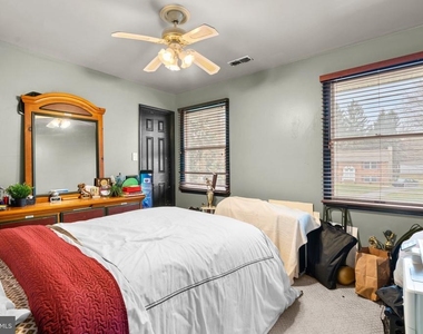 24 Jameson Lane - Photo Thumbnail 27