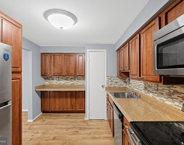 139 Orange Court - Photo Thumbnail 14