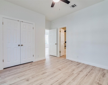 3315 Santee Dr - Photo Thumbnail 23