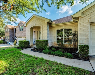 3315 Santee Dr - Photo Thumbnail 5