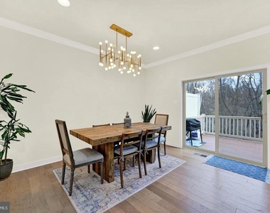 13914 Fox Hill Road - Photo Thumbnail 9