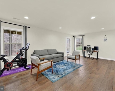 13914 Fox Hill Road - Photo Thumbnail 21