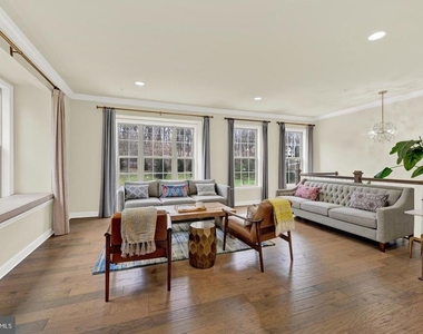 13914 Fox Hill Road - Photo Thumbnail 5