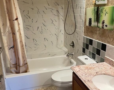 14 Walton Way - Photo Thumbnail 18