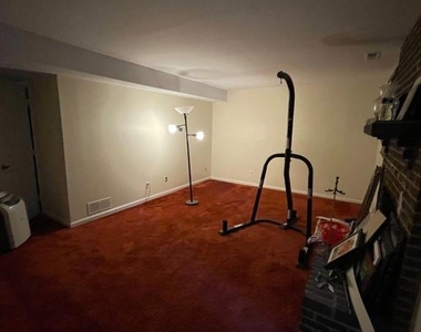 14 Walton Way - Photo Thumbnail 22