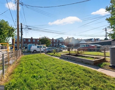7531 Holabird Avenue - Photo Thumbnail 29