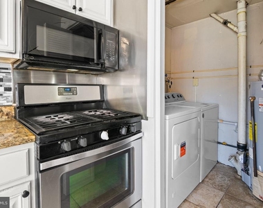 7941 E Baltimore Street - Photo Thumbnail 8