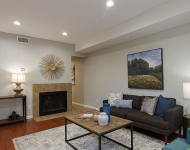 2529 Rio Grande St - Photo Thumbnail 3