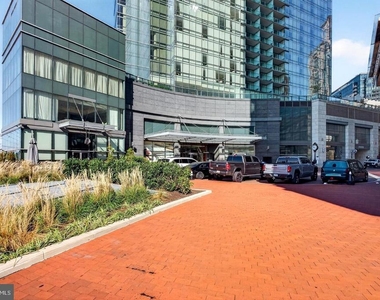 300 International Drive - Photo Thumbnail 67